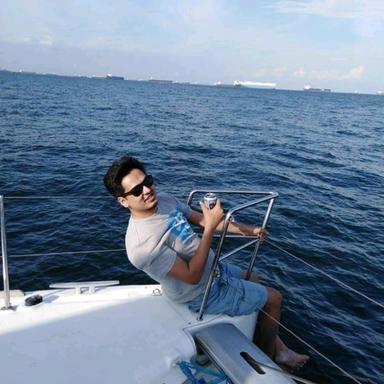 Abhishek-co-founder-image